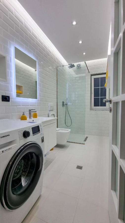 'The Yellow' Condo 培拉特 外观 照片